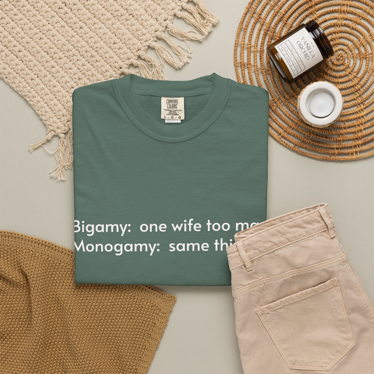 Bigamy & Monogamy – Funny Marriage T-Shirt