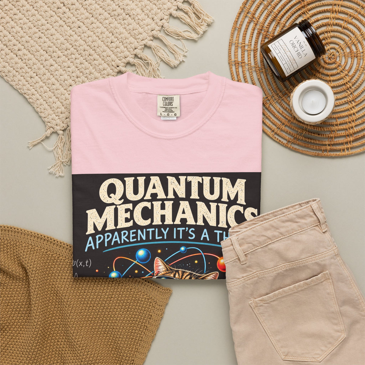 Quantum Mechanics: Apparently It’s a Thing – Funny Physics T-Shirt