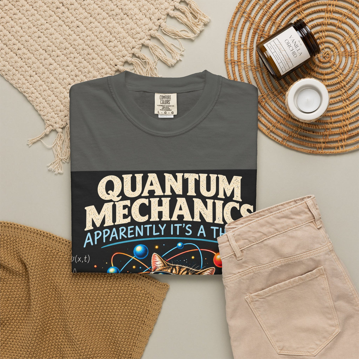 Quantum Mechanics: Apparently It’s a Thing – Funny Physics T-Shirt