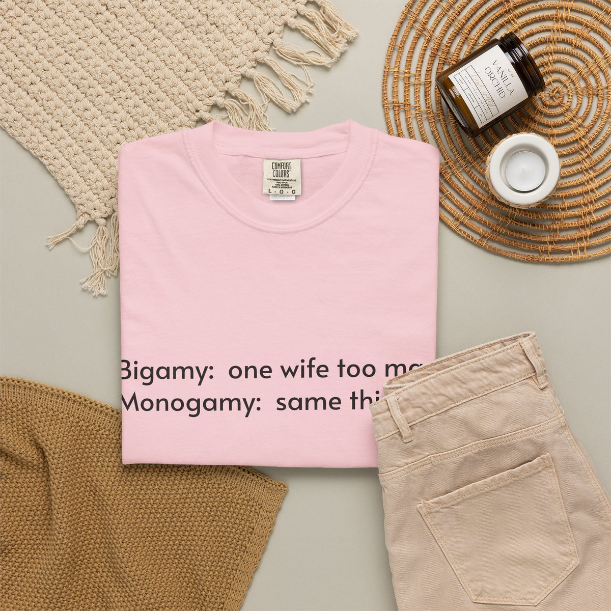 Bigamy & Monogamy – Funny Marriage T-Shirt