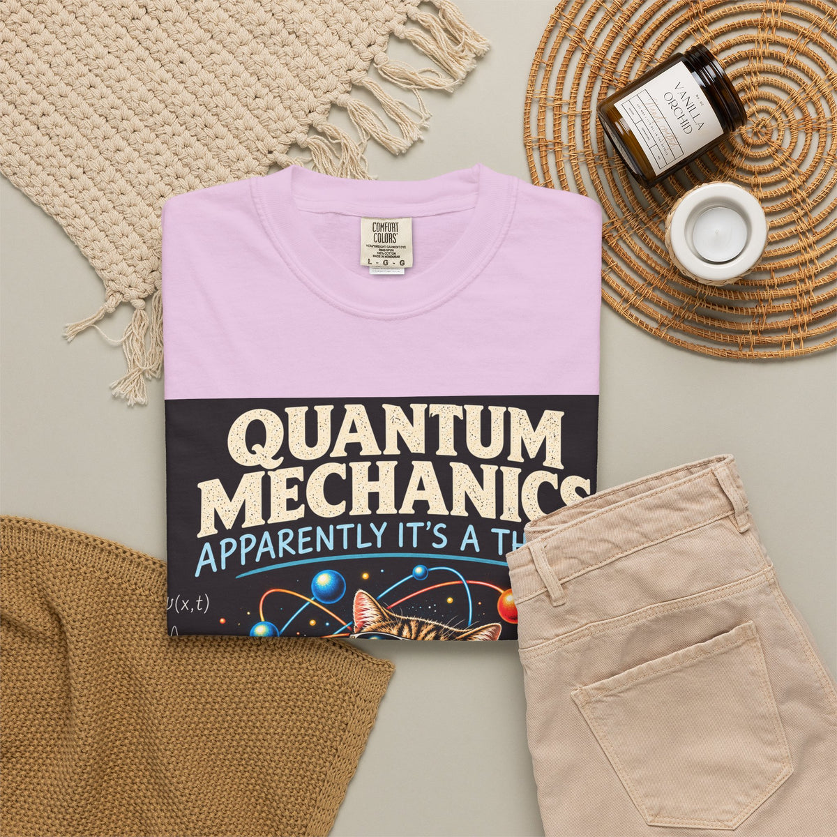 Quantum Mechanics: Apparently It’s a Thing – Funny Physics T-Shirt