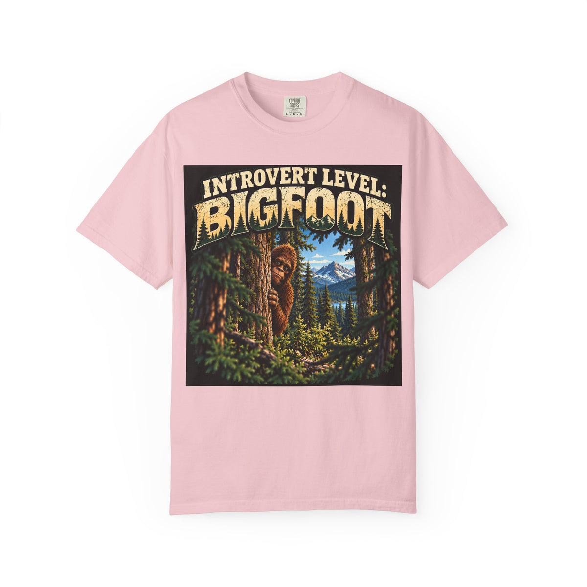 Introvert Level: Bigfoot – Funny Introvert Sasquatch T-Shirt