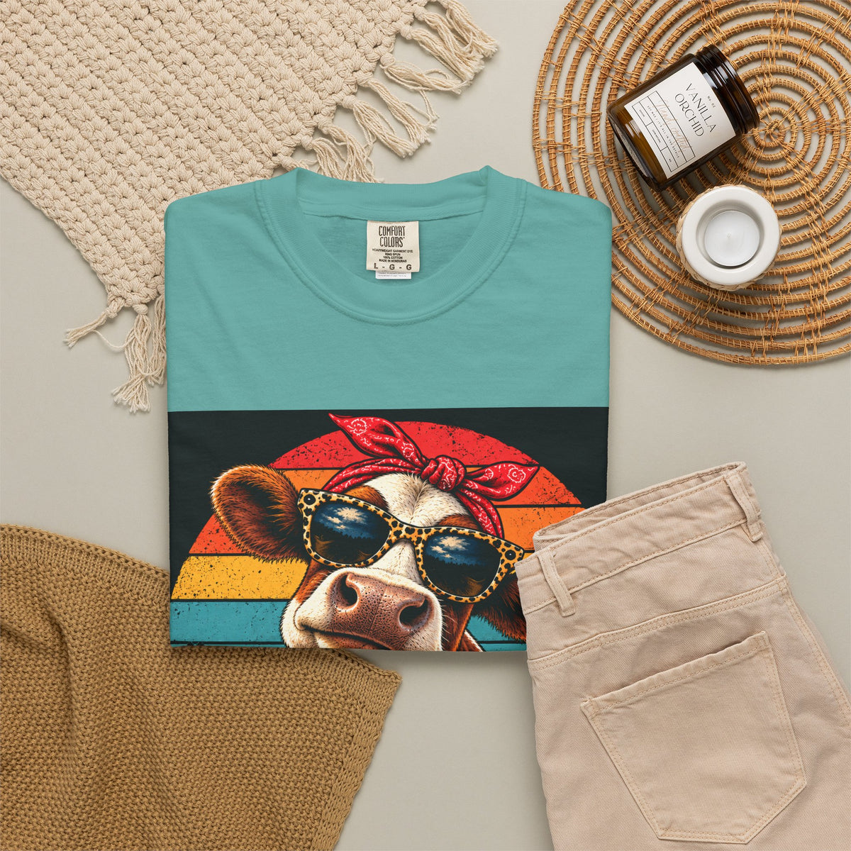 Hey Gurl – Funny Cow T-Shirt