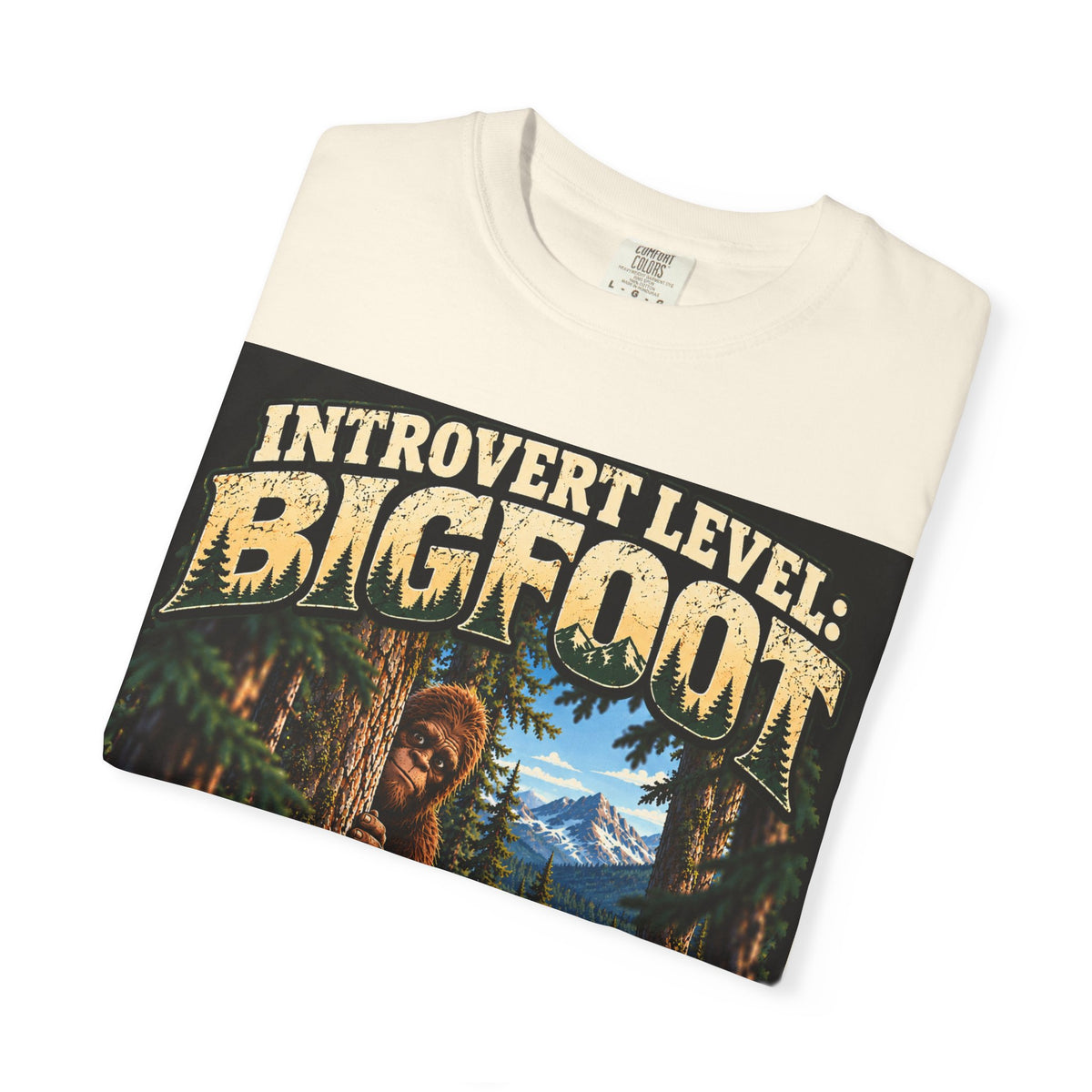 Introvert Level: Bigfoot – Funny Introvert Sasquatch T-Shirt