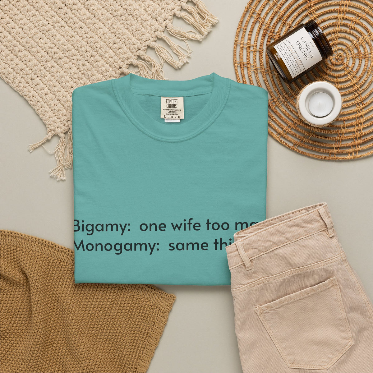 Bigamy & Monogamy – Funny Marriage T-Shirt